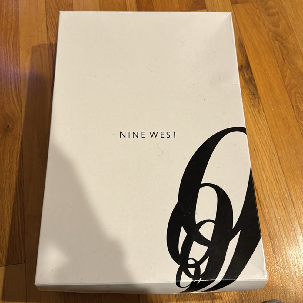 NINE WEST• leather heel pointed boots - Picture 15 of 15